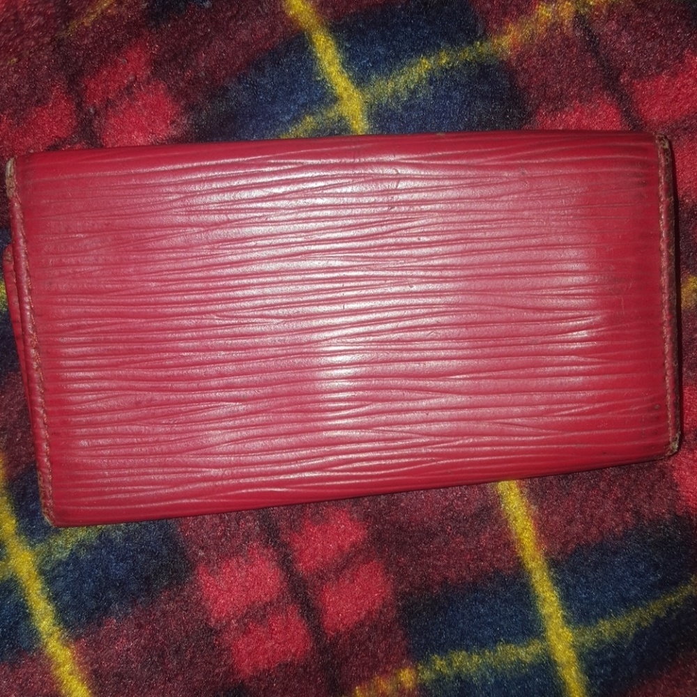 Louis vuitton red epi leather key holder gold - Picture 2 of 8